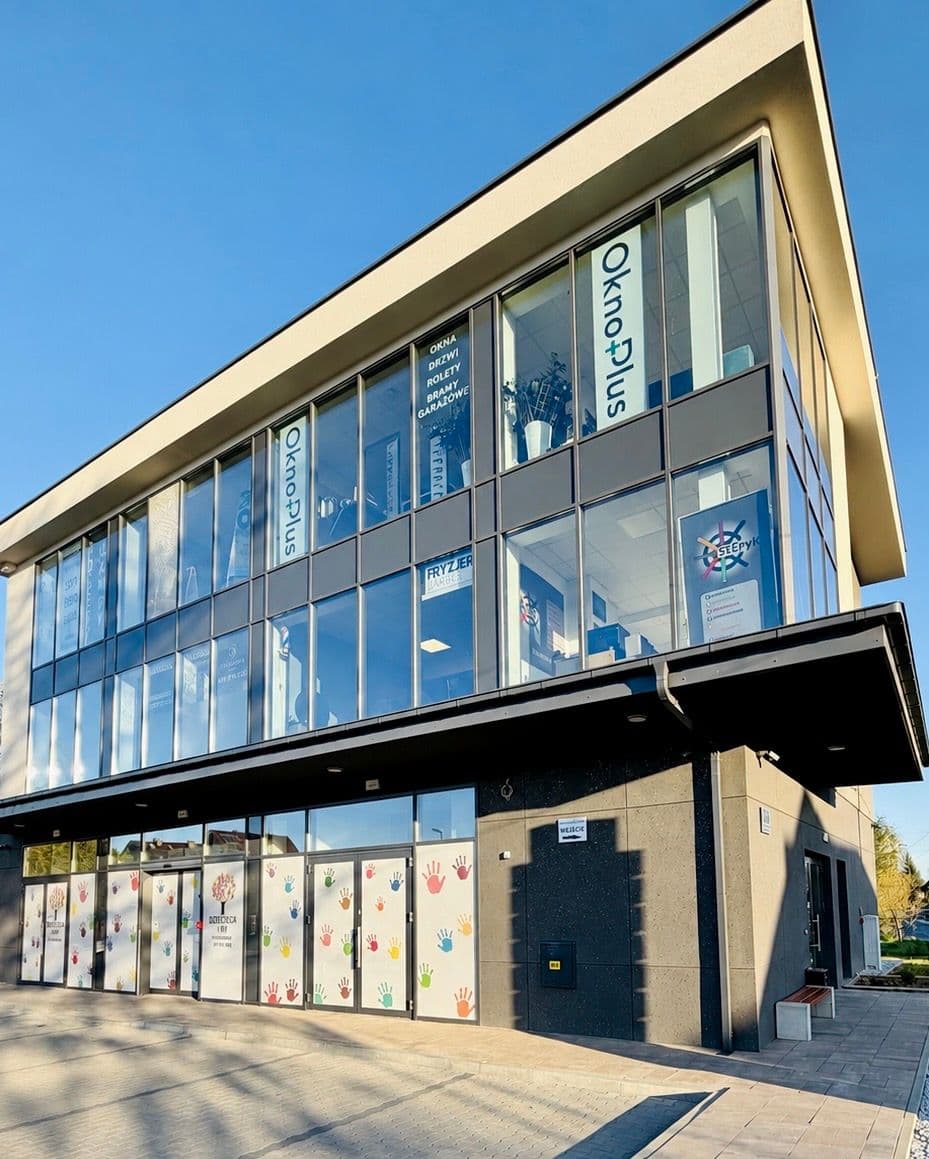 Front przedszkola w Zielonkach